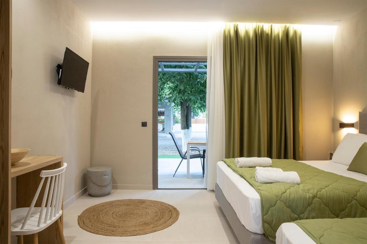 Olympus Suites Paralia Pantaleimonos Bagian luar foto