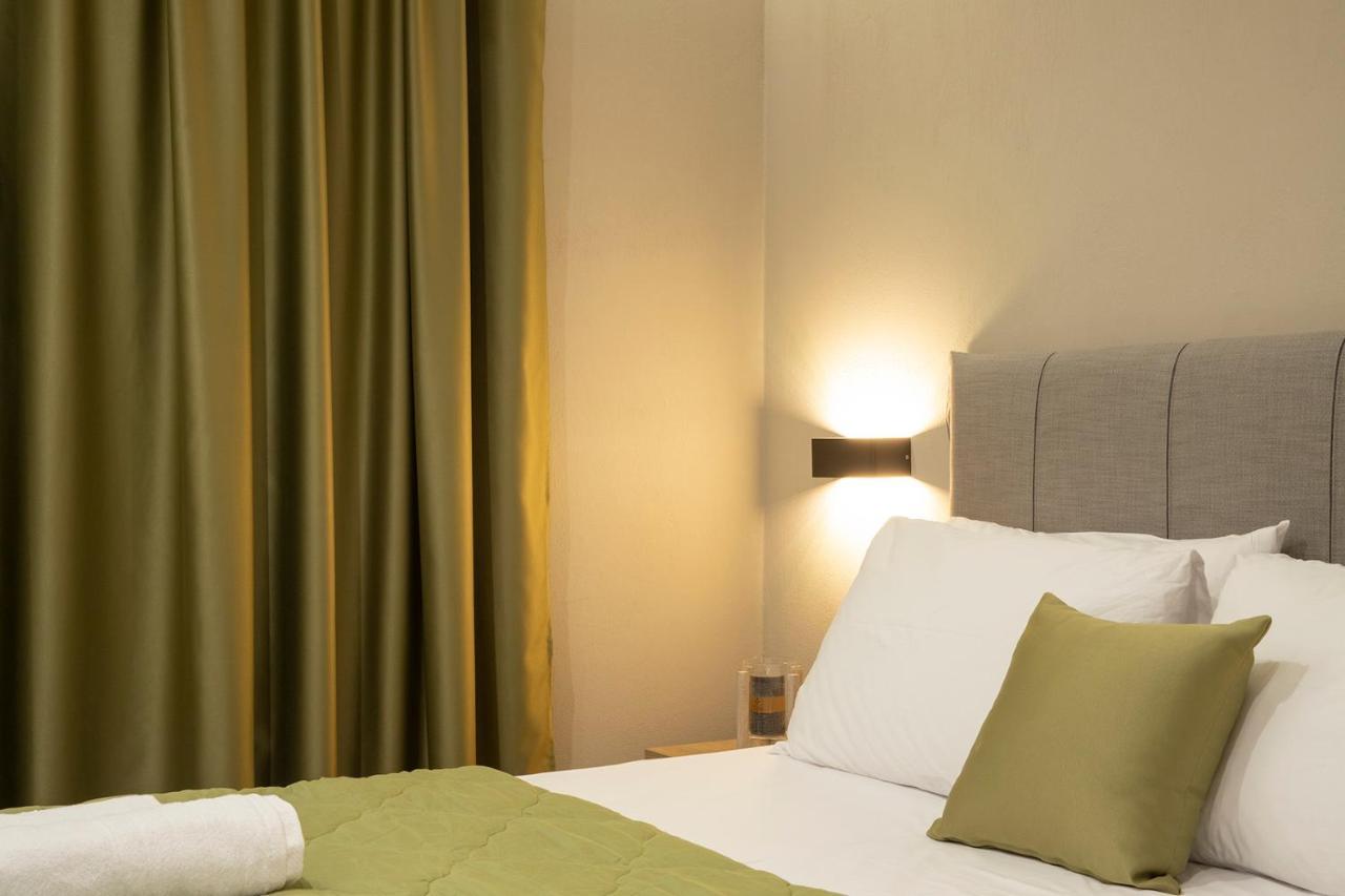 Olympus Suites Paralia Pantaleimonos Bagian luar foto